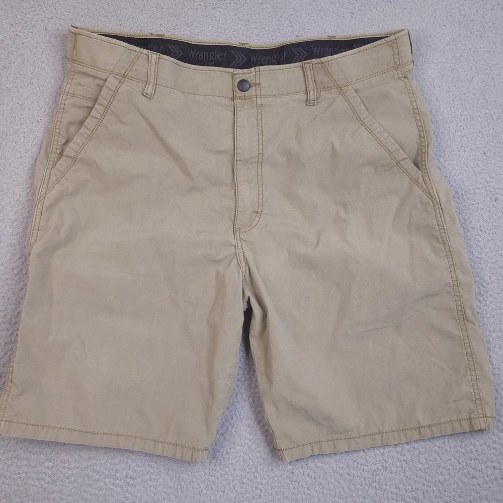 Wrangler‎ Shorts Mens 39 Brown Tan Outdoor Hiking Stretch Waist Flat Front